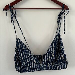 SHEIN Curve Women’s Navy and White Tie-Dye Bralette Top Size Large